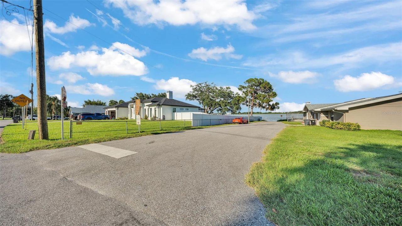 803 Lake Jessie Drive, Winter Haven, FL 33881 Photo