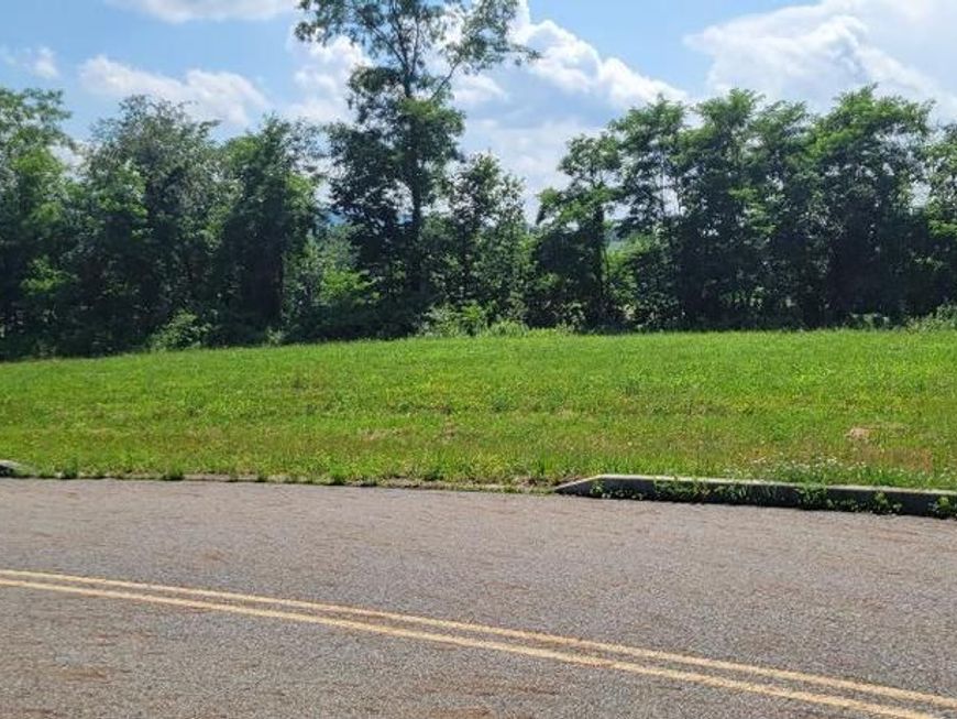 73 Oak Avenue, Halifax, PA 17032 Main Photo