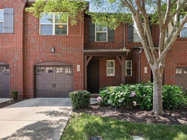 345 Coronado Private Cirlce, Hendersonville, TN 37075