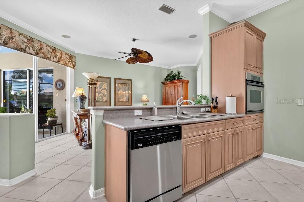 4716 Pinnacle Drive, Bradenton, FL 34208 Photo