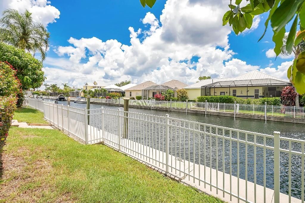 4716 Pinnacle Drive, Bradenton, FL 34208 Photo