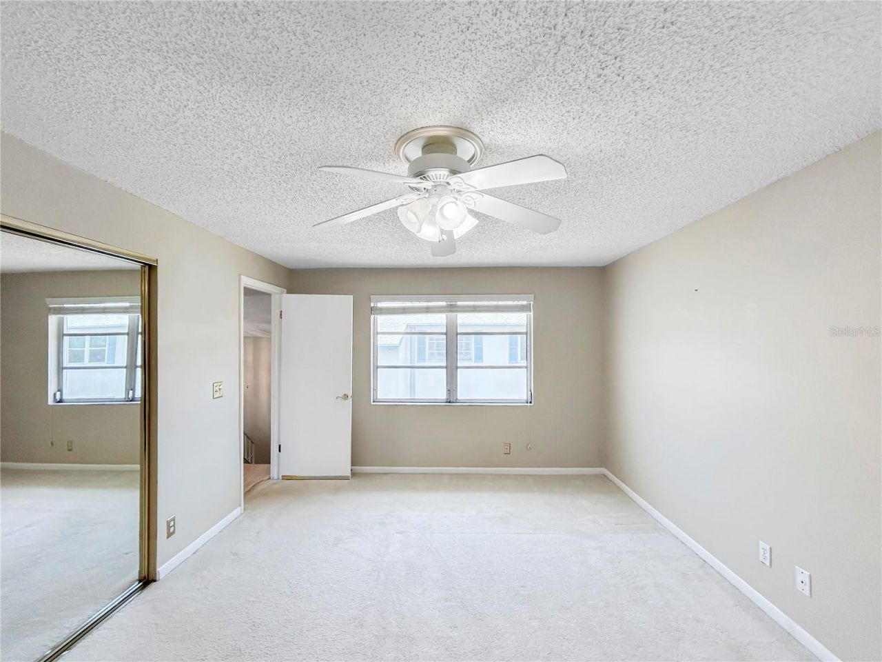 3265 40th Way S, Unit E, Saint Petersburg, FL 33711 Photo