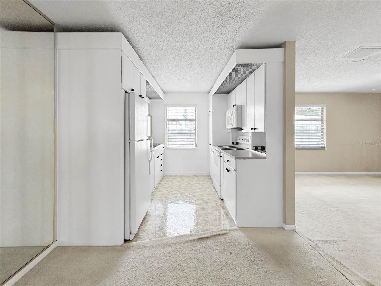 3265 40th Way S, Unit E, Saint Petersburg, FL 33711 Photo