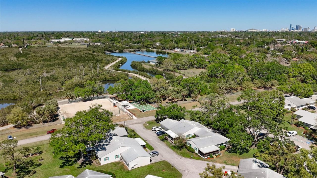 3265 40th Way S, Unit E, Saint Petersburg, FL 33711 Photo