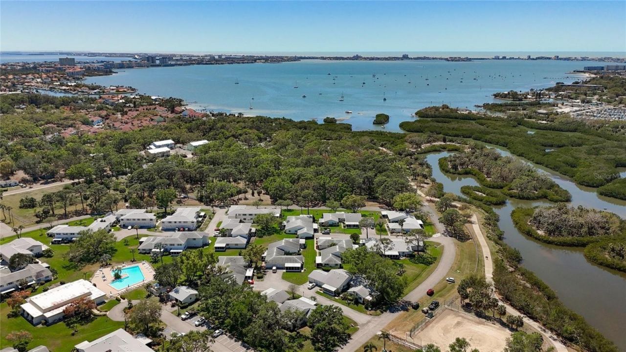 3265 40th Way S, Unit E, Saint Petersburg, FL 33711 Photo