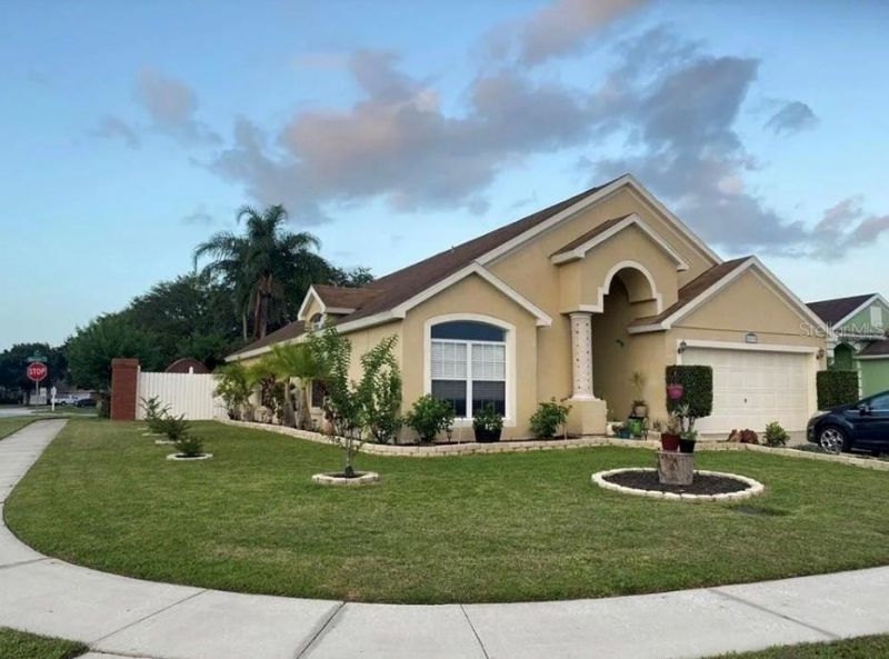 2039 Shannon Lakes Boulevard, Kissimmee, FL 34743 Main Photo