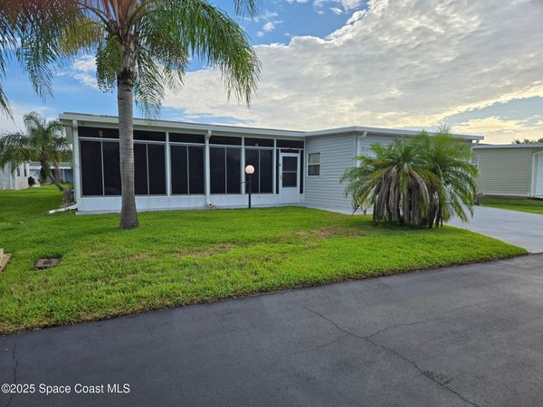 336 Horseshoe Bend Circle, Unit 197, Cocoa, FL 32926