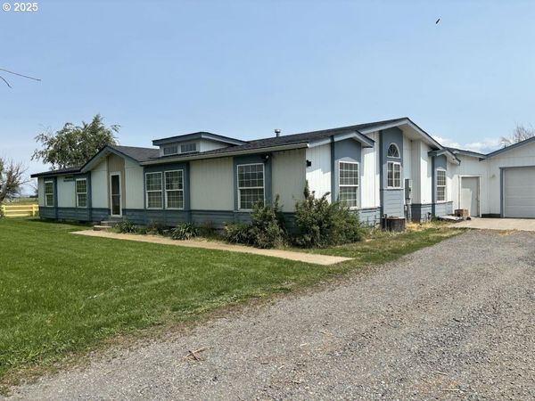 63411 BOND LN, La Grande, OR 97850