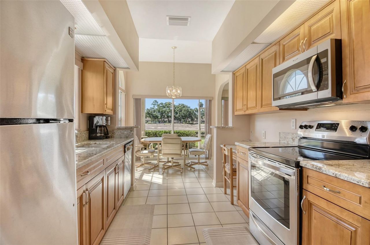 5598 Golf Pointe Drive, Unit A-1, Sarasota, FL 34243 Photo