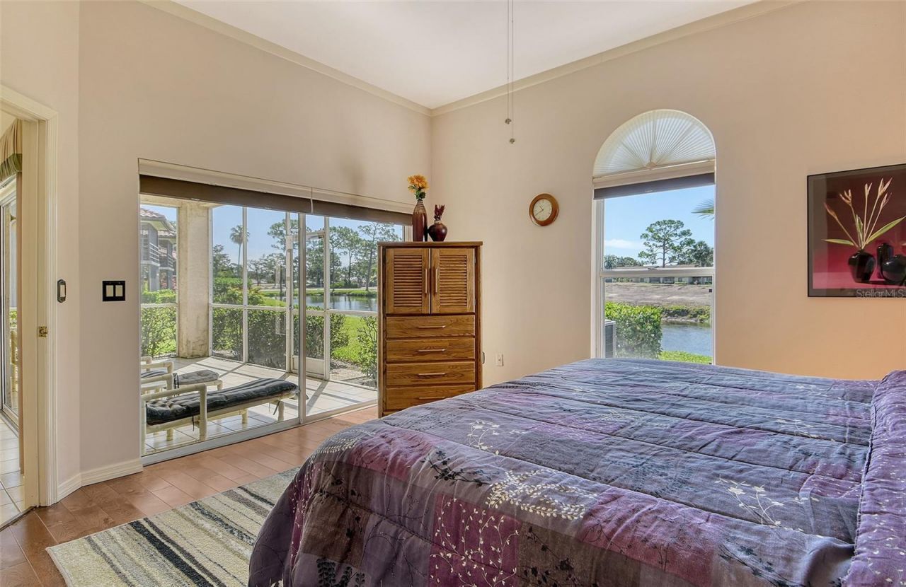 5598 Golf Pointe Drive, Unit A-1, Sarasota, FL 34243 Photo