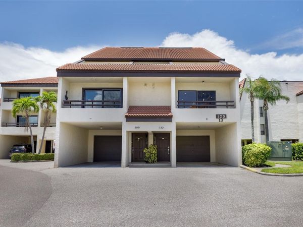 120 1ST STREET E, Unit 110, TIERRA VERDE, FL 33715