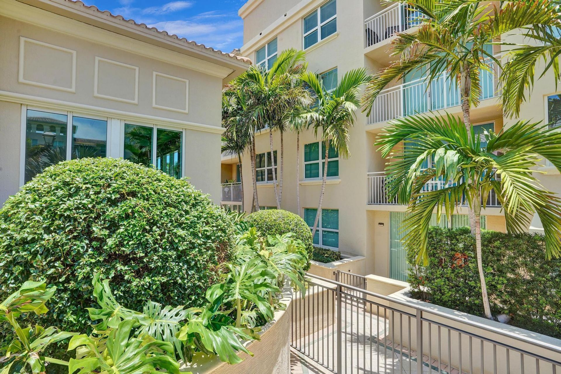 99 SE Mizner Boulevard, Unit 802, Boca Raton, FL 33432 Photo