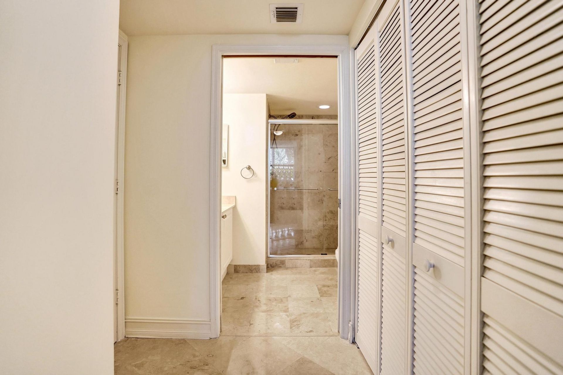 99 SE Mizner Boulevard, Unit 802, Boca Raton, FL 33432 Photo