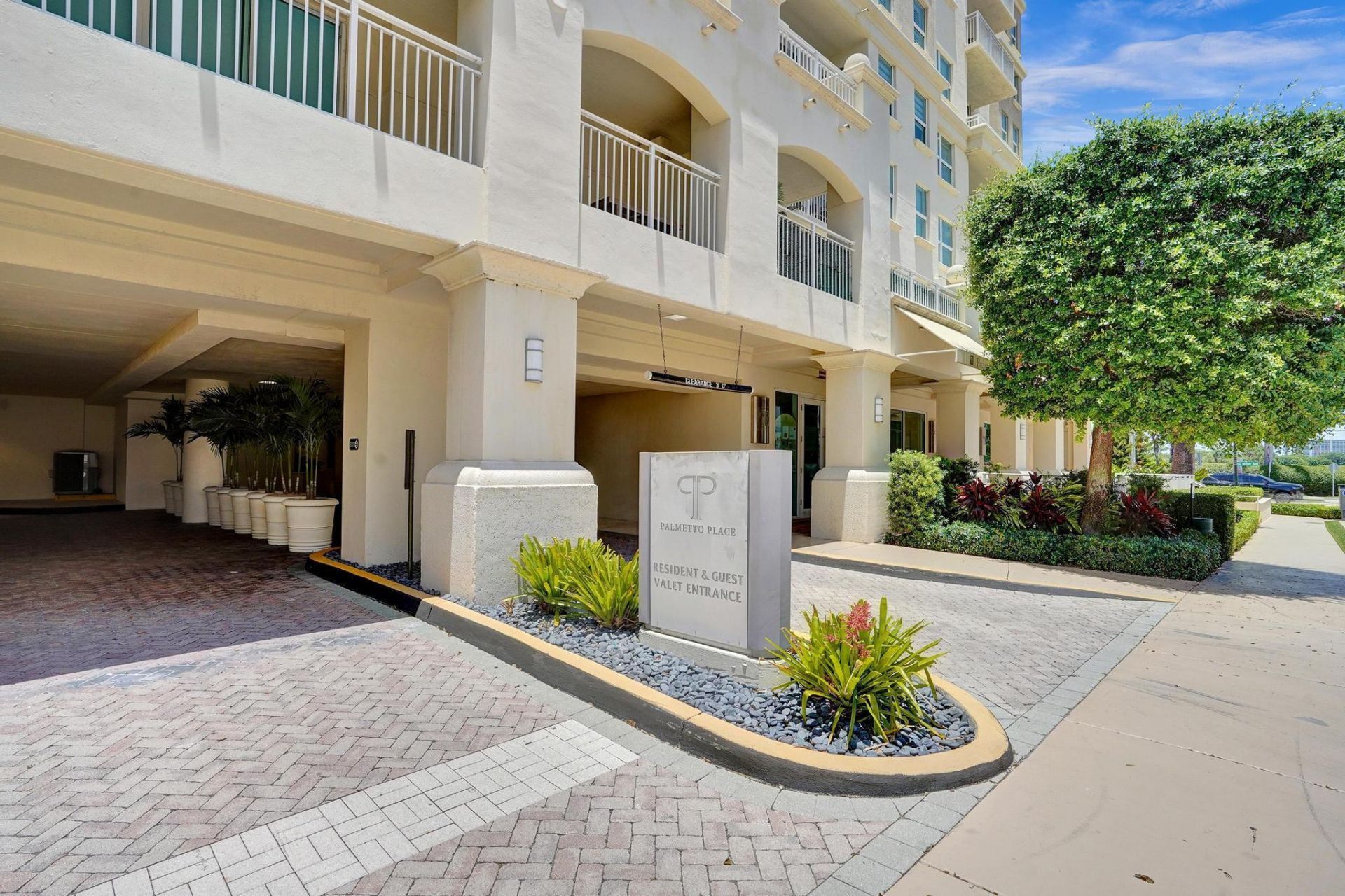 99 SE Mizner Boulevard, Unit 802, Boca Raton, FL 33432 Photo
