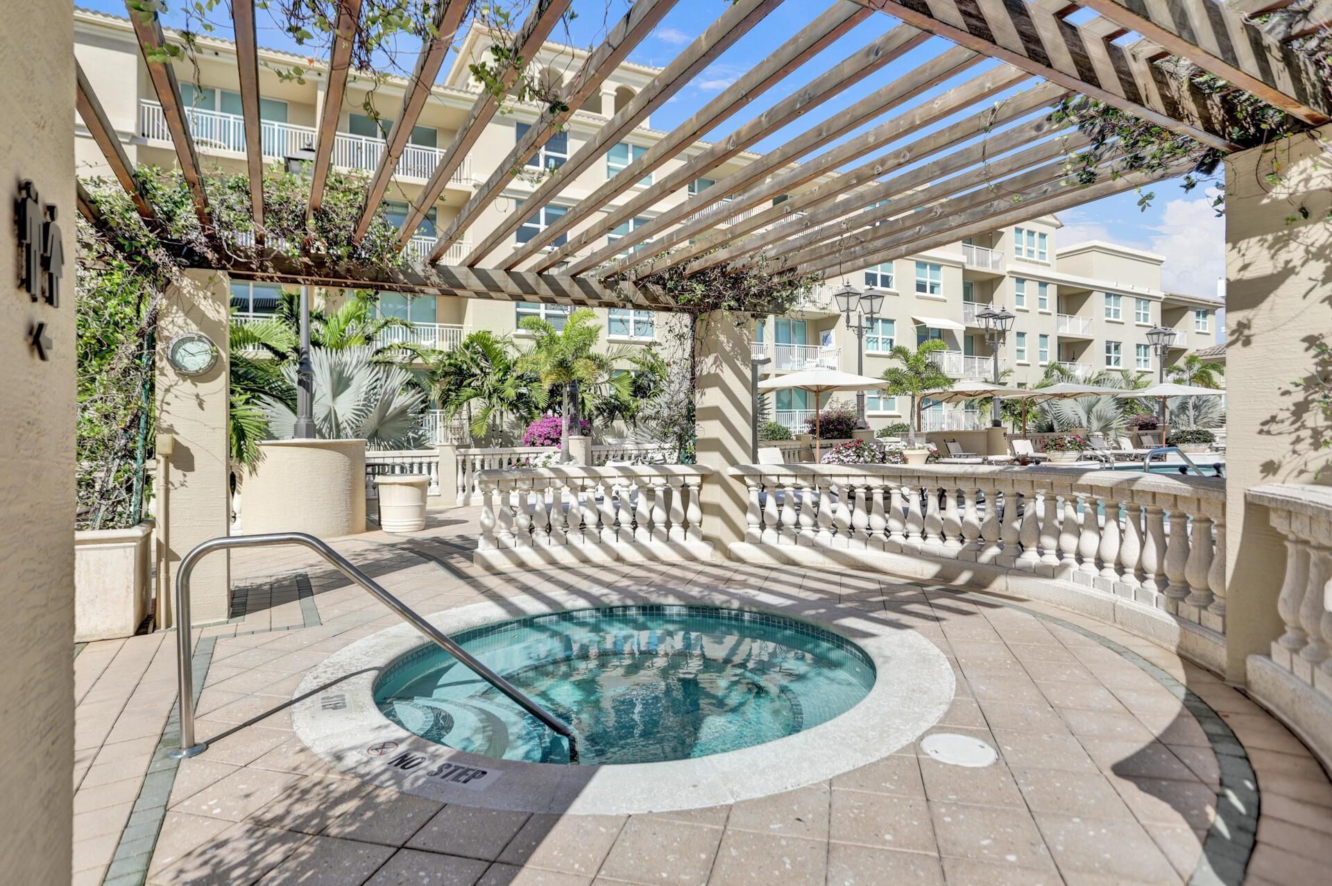 99 SE Mizner Boulevard, Unit 802, Boca Raton, FL 33432 Photo