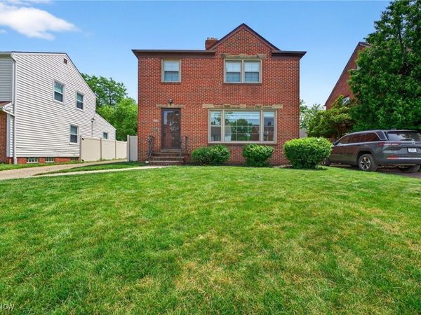 3738 Bendemeer Road, Cleveland Heights, OH 44118