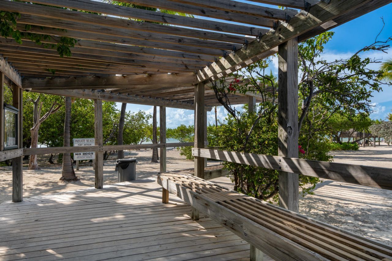 88 W Plaza Del Lago, Islamorada, FL 33036 Photo
