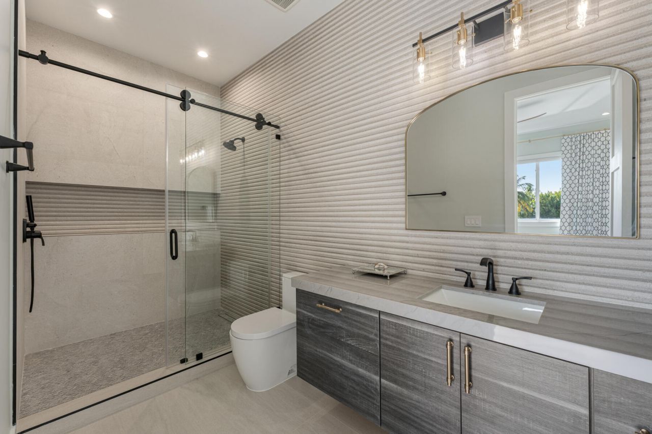 88 W Plaza Del Lago, Islamorada, FL 33036 Photo