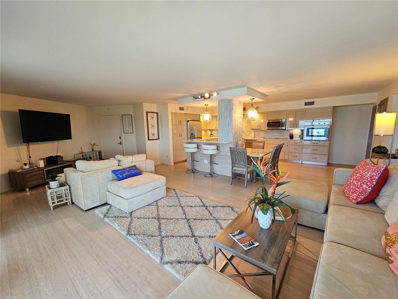 2295 Gulf Of Mexico Drive, Unit 83S, Longboat Key, FL 34228 Photo