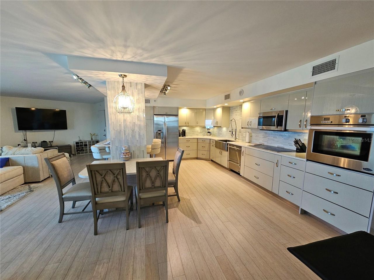 2295 Gulf Of Mexico Drive, Unit 83S, Longboat Key, FL 34228 Photo