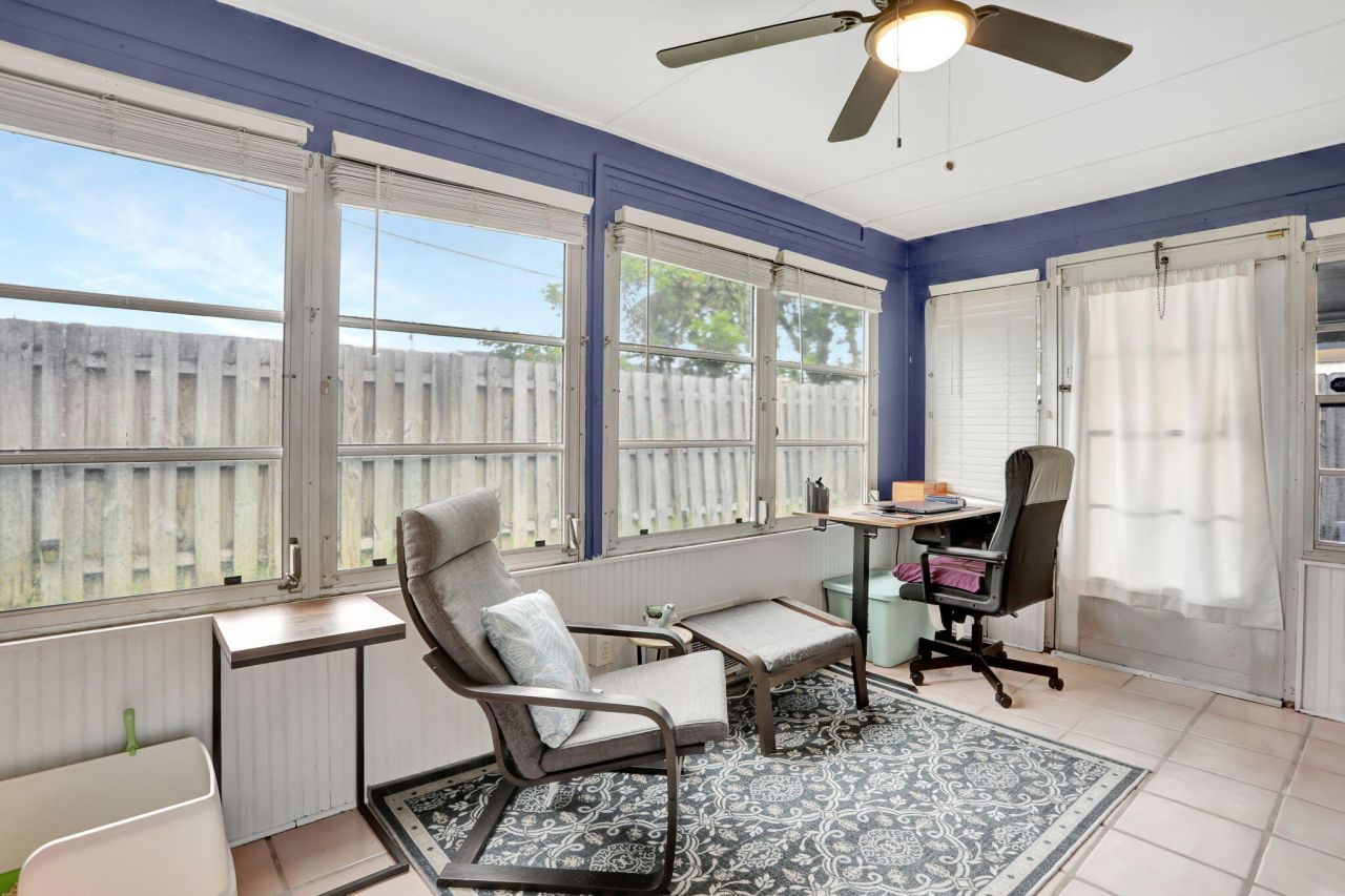 4902 NW 27 Way, Tamarac, FL 33309 Photo