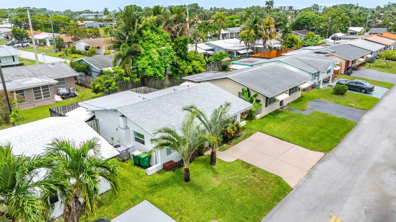 4902 NW 27 Way, Tamarac, FL 33309 Photo