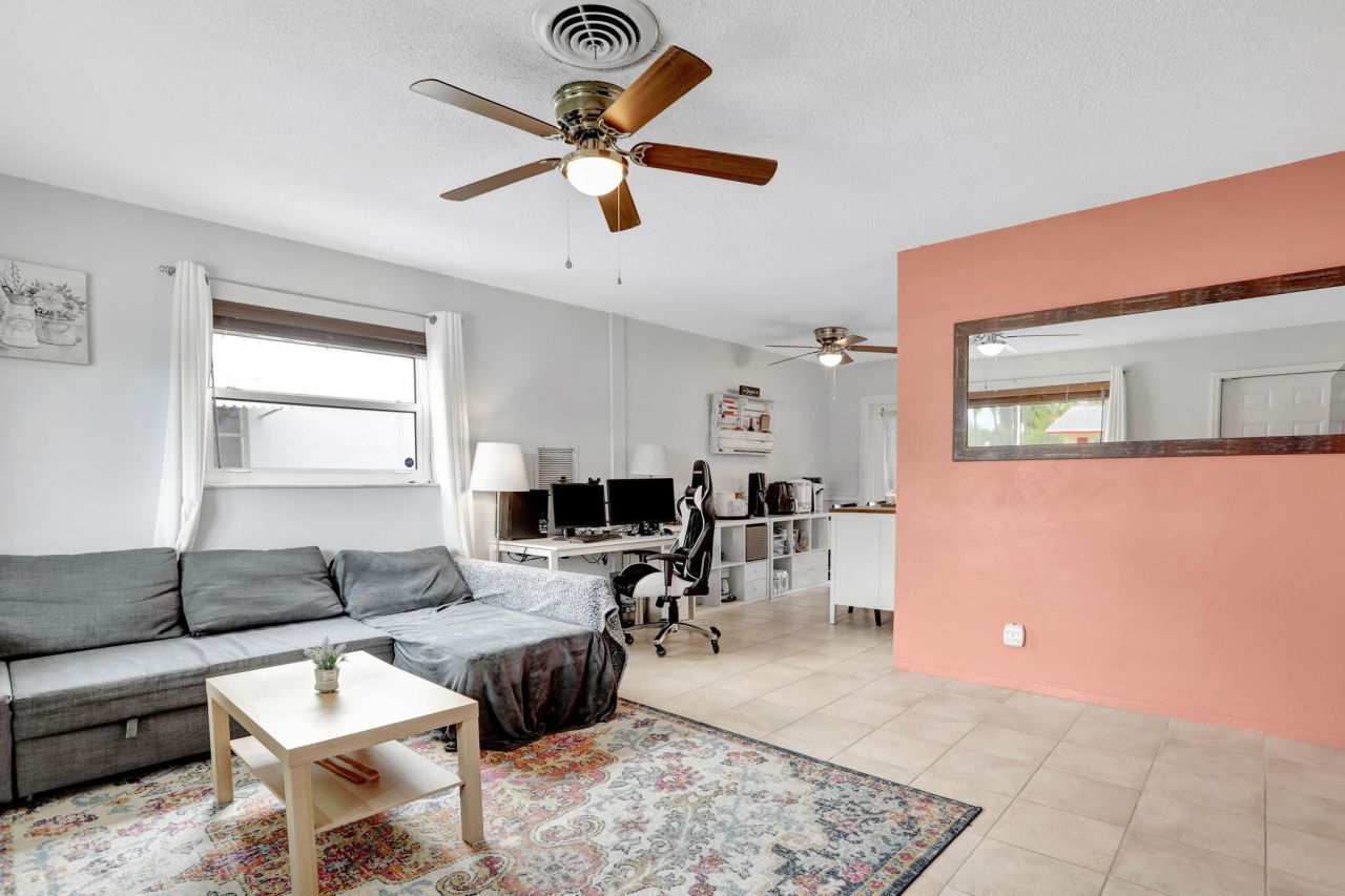 4902 NW 27 Way, Tamarac, FL 33309 Photo