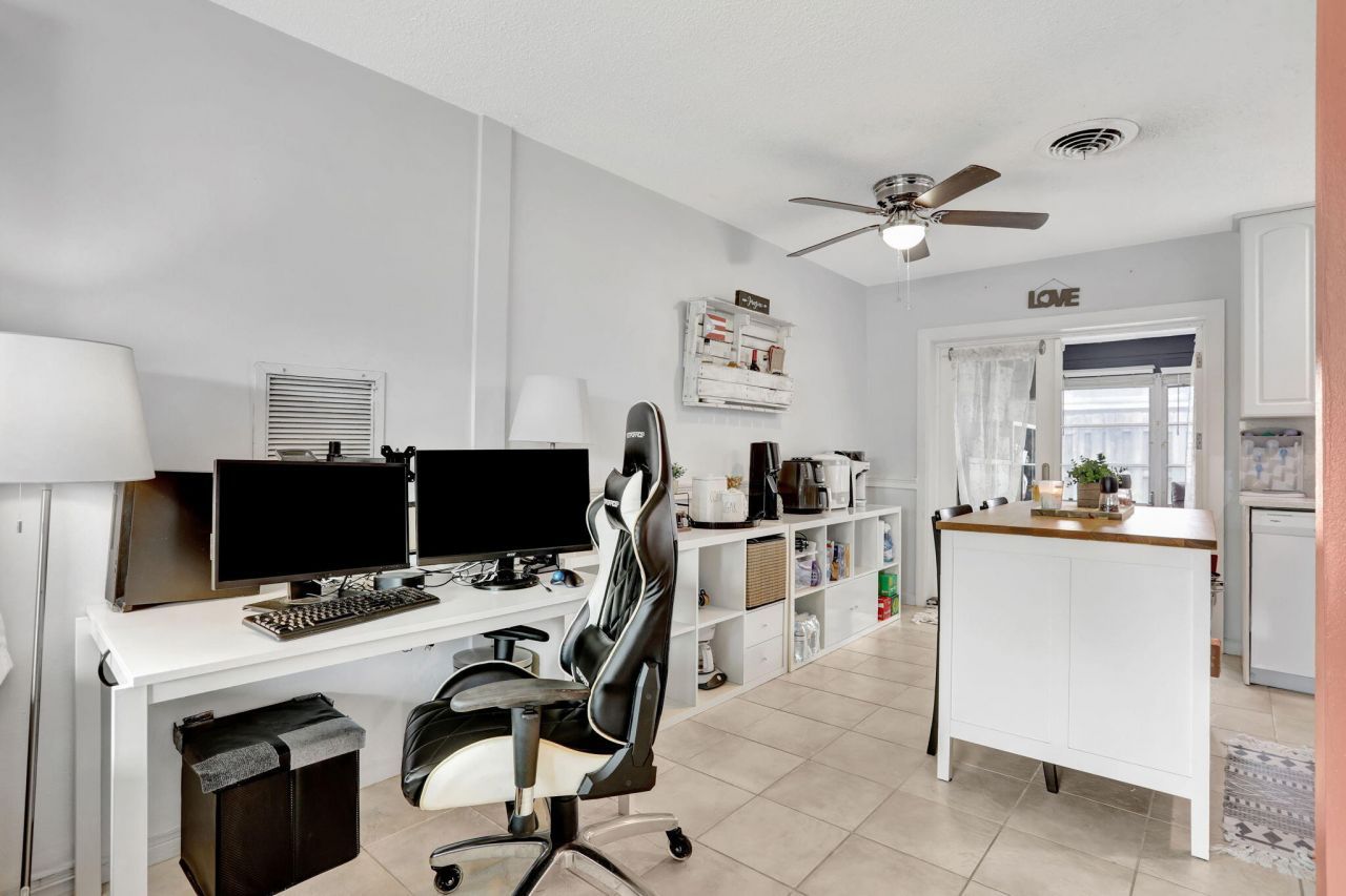 4902 NW 27 Way, Tamarac, FL 33309 Photo