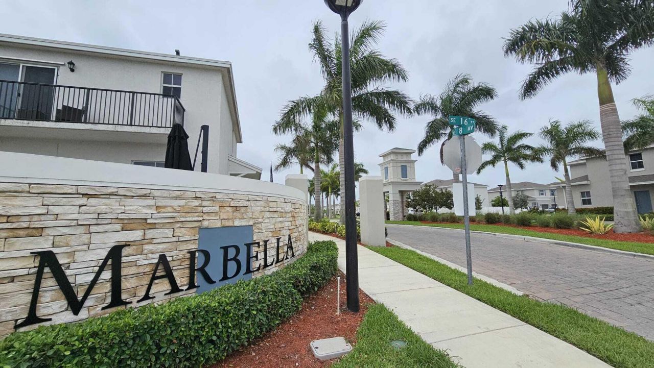 1677 SE 8th Avenue, Homestead, FL 33034 Photo