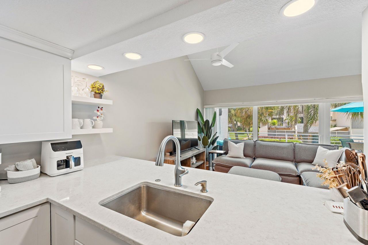 1605 S Us Highway 1, Unit 209m2, Jupiter, FL 33477 Photo