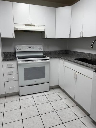 5280 NW 2nd Avenue, Unit 213, Boca Raton, FL 33487 Photo