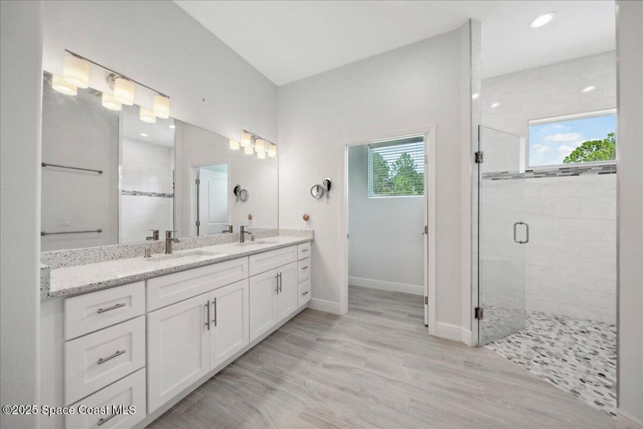 6190 Brabrook Avenue, Grant, FL 32949 Photo