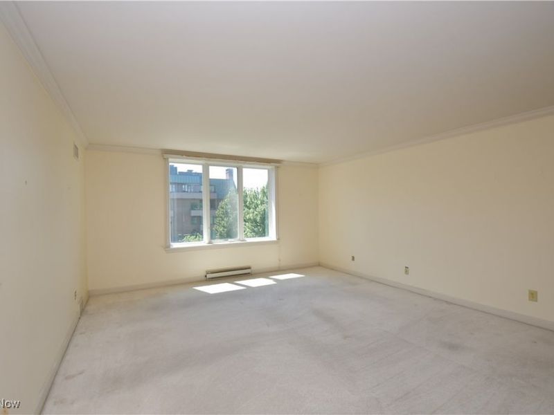 5200 Three Village Drive, Unit 4K, Lyndhurst, OH 44124 Photo 14