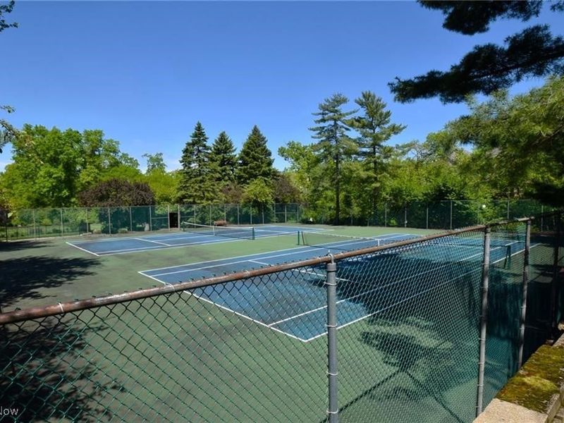 5200 Three Village Drive, Unit 4K, Lyndhurst, OH 44124 Photo 27