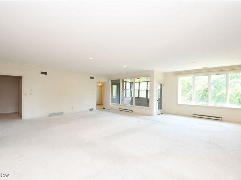 5200 Three Village Drive, Unit 4K, Lyndhurst, OH 44124 Photo 8