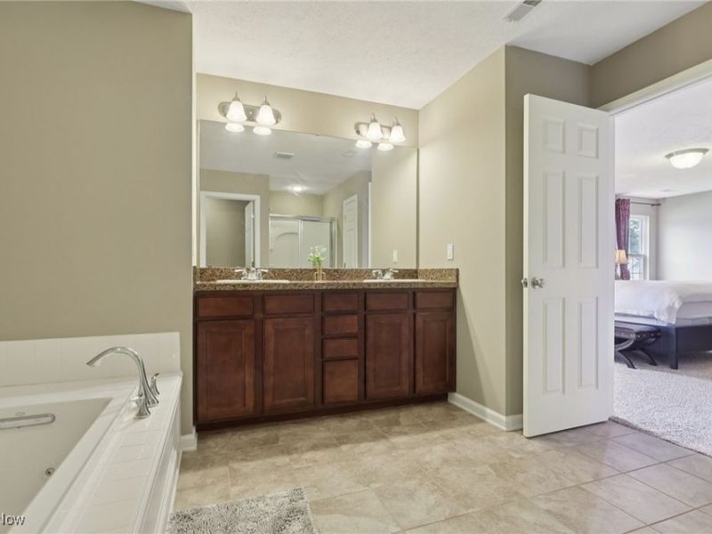 3660 Ivy Court, Aurora, OH 44202 Photo 21