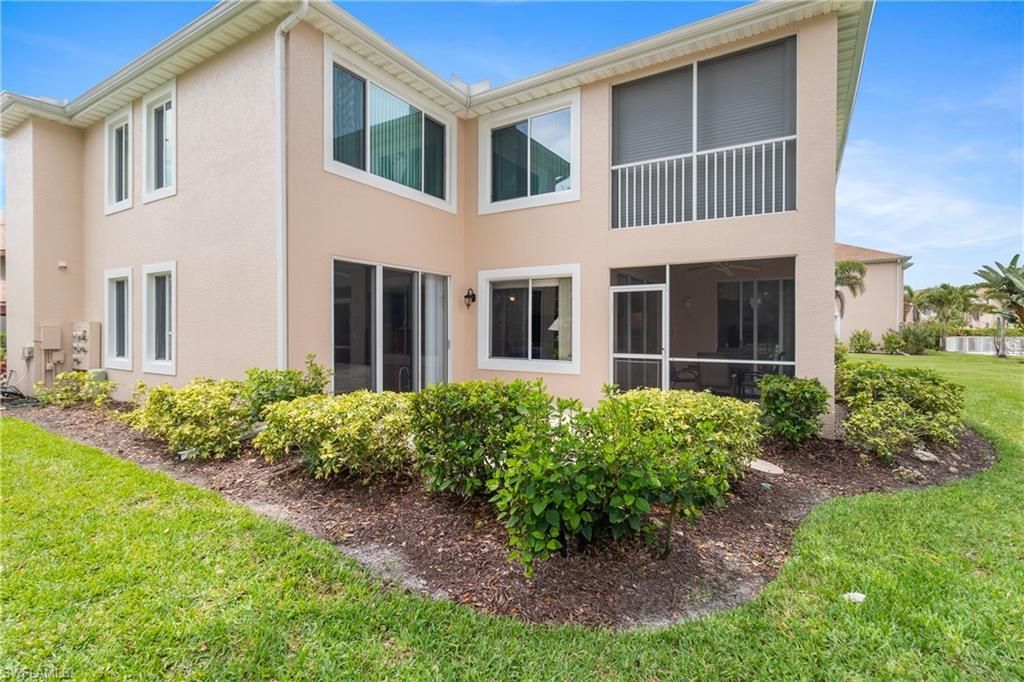 76 4th St, Unit 2-102, Bonita Springs, FL 34134 Photo