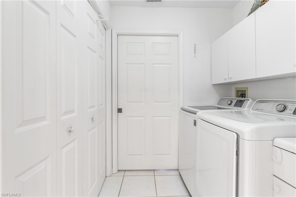 76 4th St, Unit 2-102, Bonita Springs, FL 34134 Photo