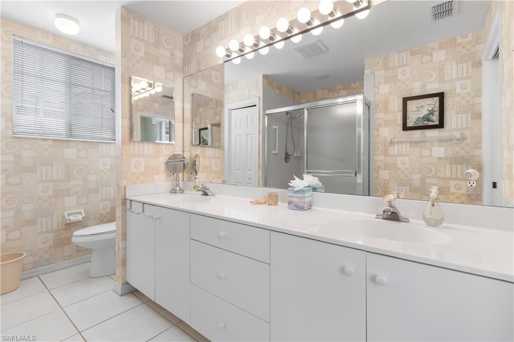 76 4th St, Unit 2-102, Bonita Springs, FL 34134 Photo