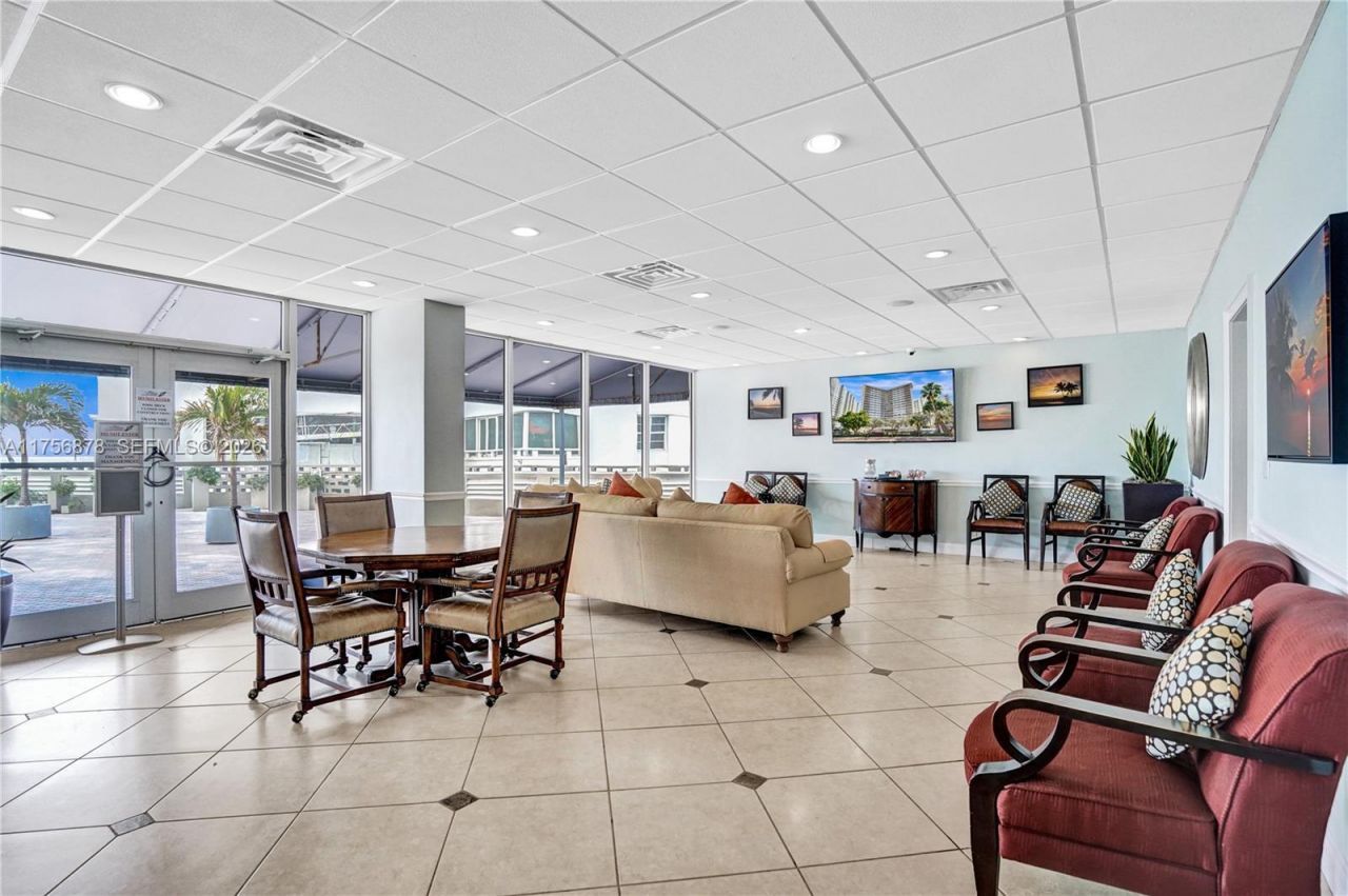 3700 Galt Ocean Dr, Unit 402, Fort Lauderdale, FL 33308 Photo