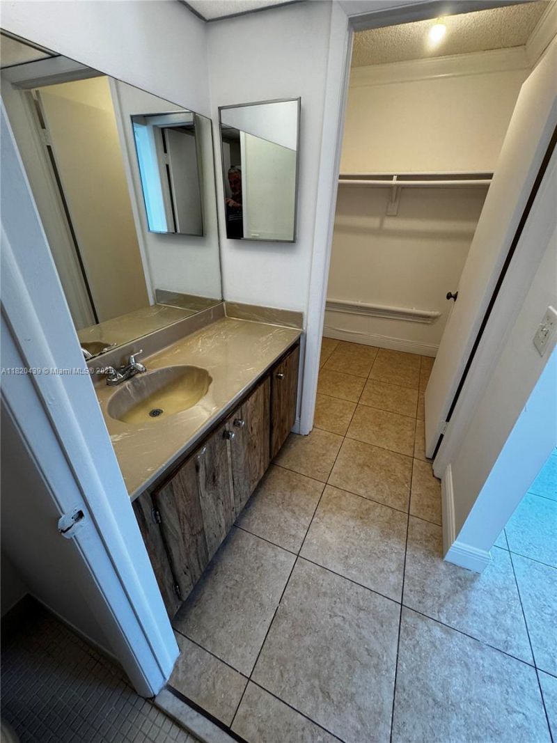 10875 SW 112th Ave, Unit 206, Miami, FL 33176 Photo