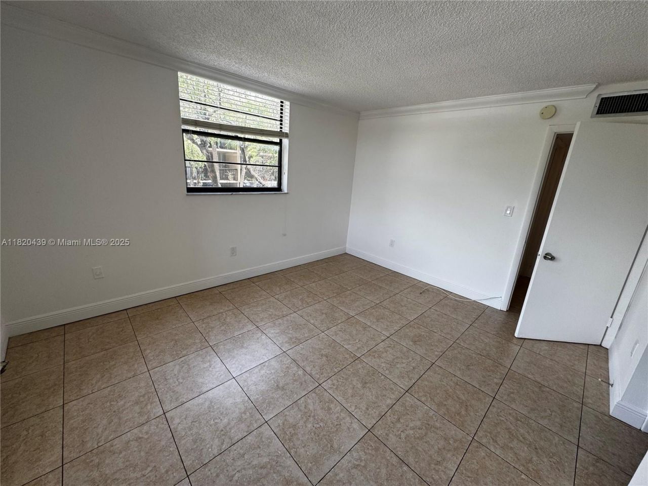 10875 SW 112th Ave, Unit 206, Miami, FL 33176 Photo