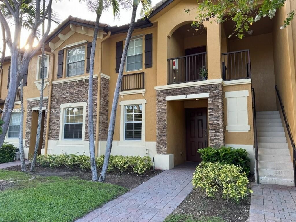 9267 SW 227th St, Unit 5-8, Cutler Bay, FL 33190 Photo