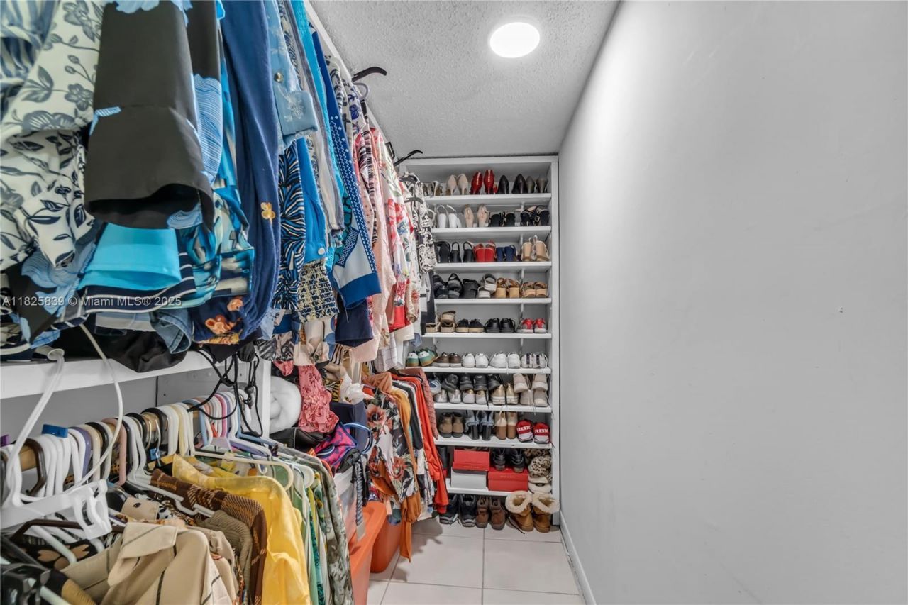 8400 SW 133rd Ave Rd, Unit 212, Miami, FL 33183 Photo