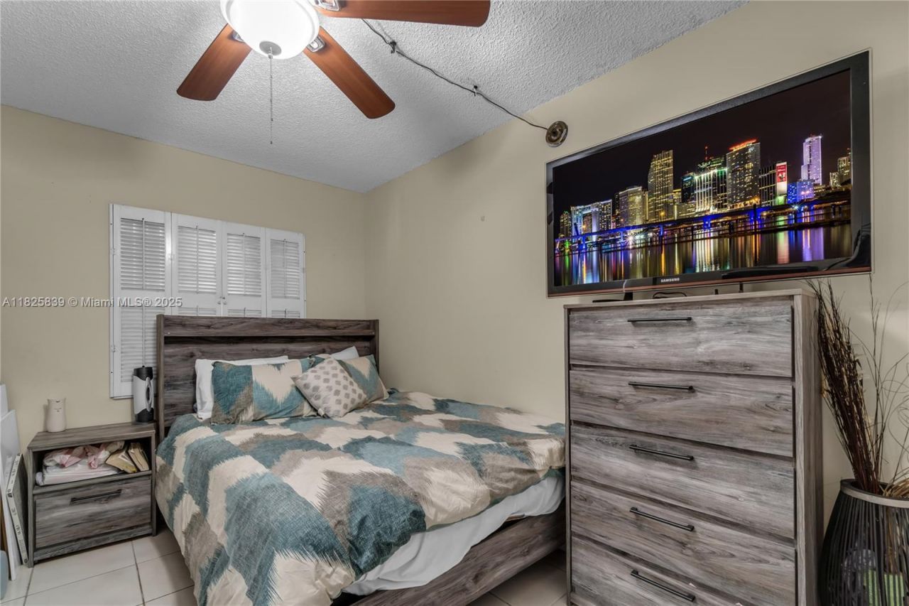 8400 SW 133rd Ave Rd, Unit 212, Miami, FL 33183 Photo