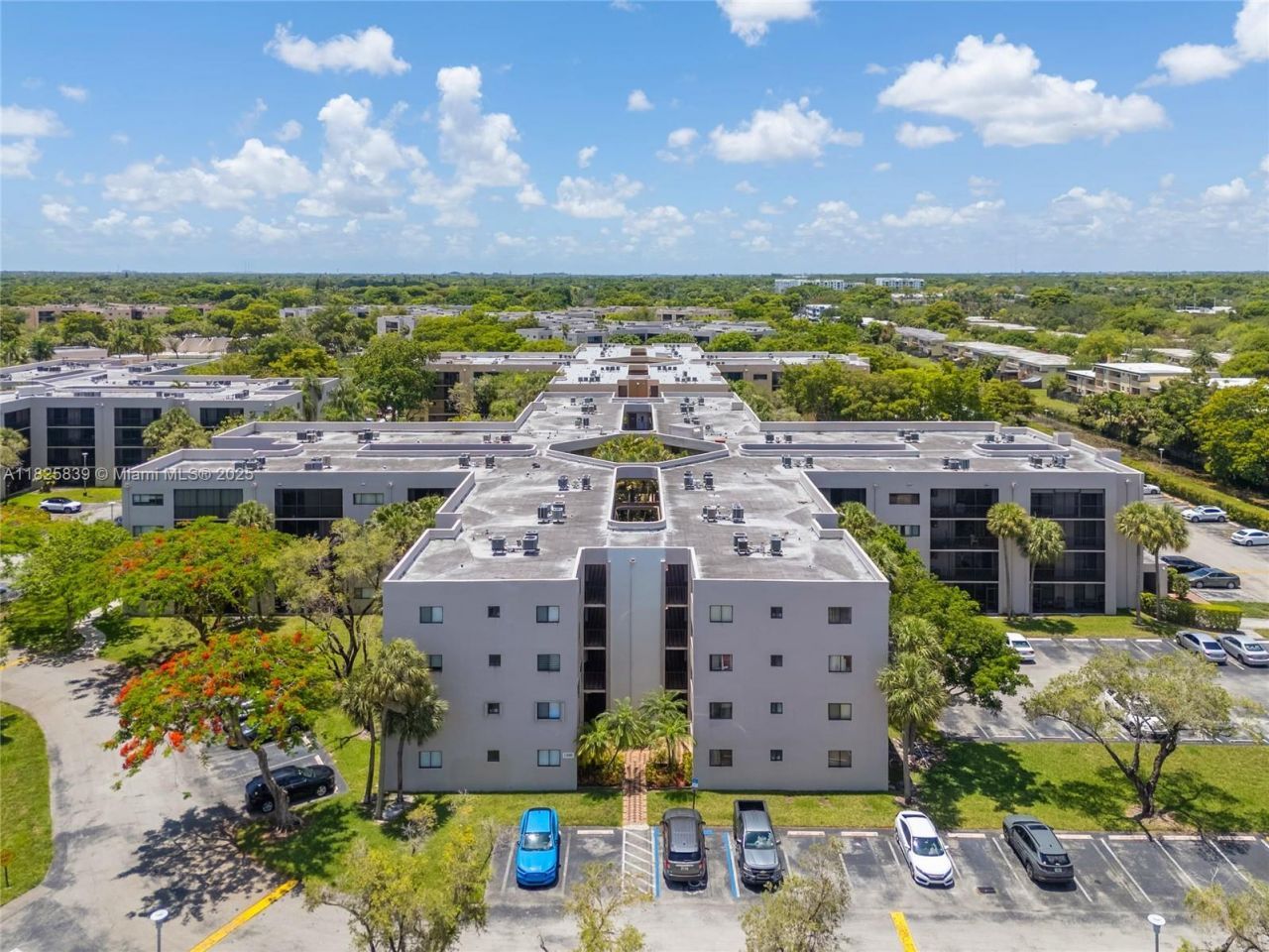 8400 SW 133rd Ave Rd, Unit 212, Miami, FL 33183 Photo