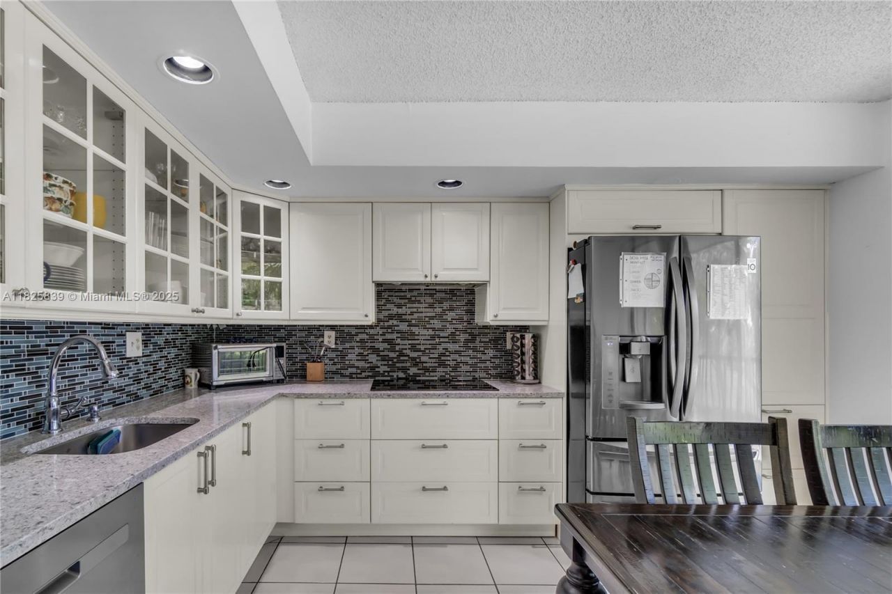 8400 SW 133rd Ave Rd, Unit 212, Miami, FL 33183 Photo