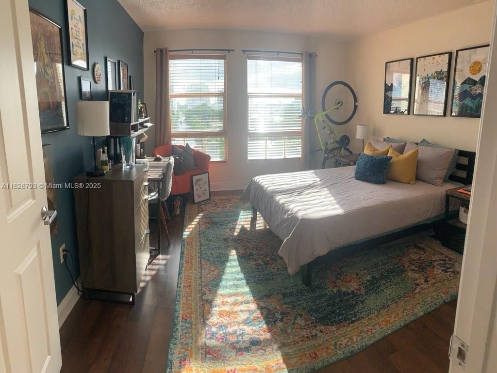 2351 Douglas Rd, Unit 505, Miami, FL 33145 Photo