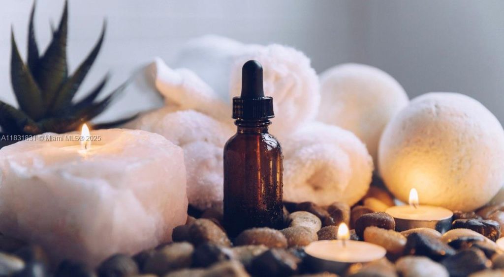 4010 S Ocean Dr, Unit R1406, Hollywood, FL 33019 Photo