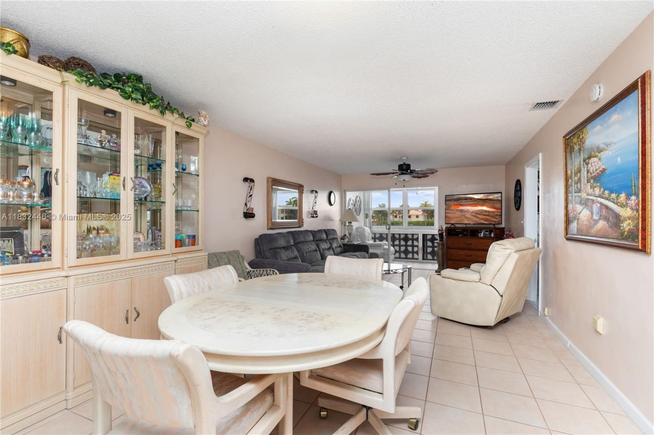 3135 S Ocean Dr, Unit 230, Hallandale Beach, FL 33009 Photo